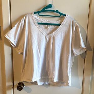 Athleta White V-Neck Short Sleeve Tee
